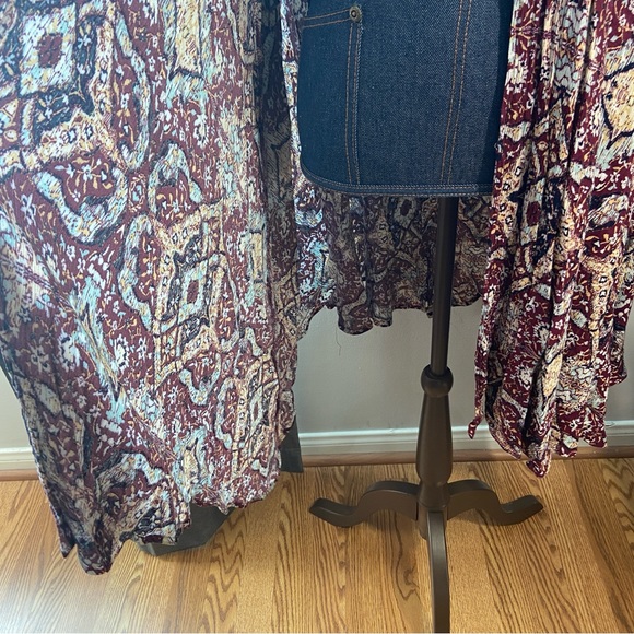MOSSIMO boho tapestry kimono - Picture 2 of 4